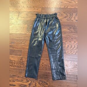 Stylish Sen Black womens faux Leather Pants size XS Classic essential